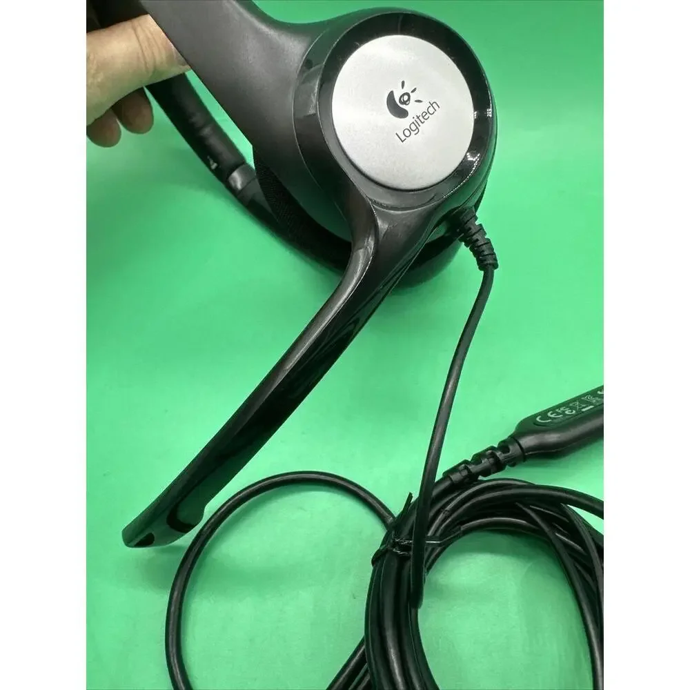 Nice Logitech Headset with Microphone & Gaming Wired With USB